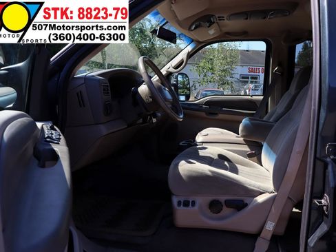 Used 2000 Ford Excursion XLT image 16