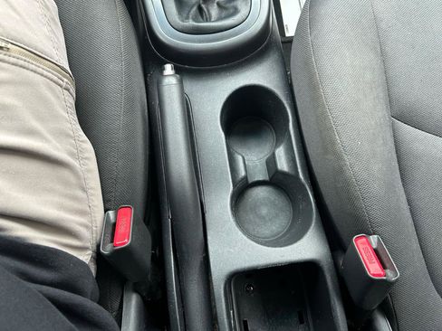 Used 2010 Kia Soul + image 26