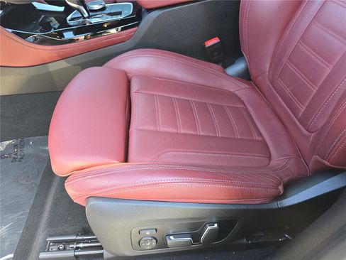 Certified 2024 BMW X4 M40i w/ Premium Package image 16