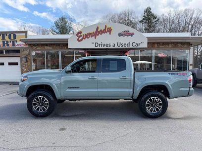 Used 2022 Toyota Tacoma TRD Sport w/ Technology Package
