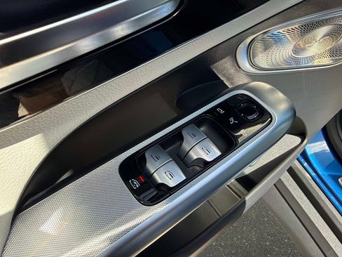 Certified 2023 Mercedes-Benz GLC 300 image 19