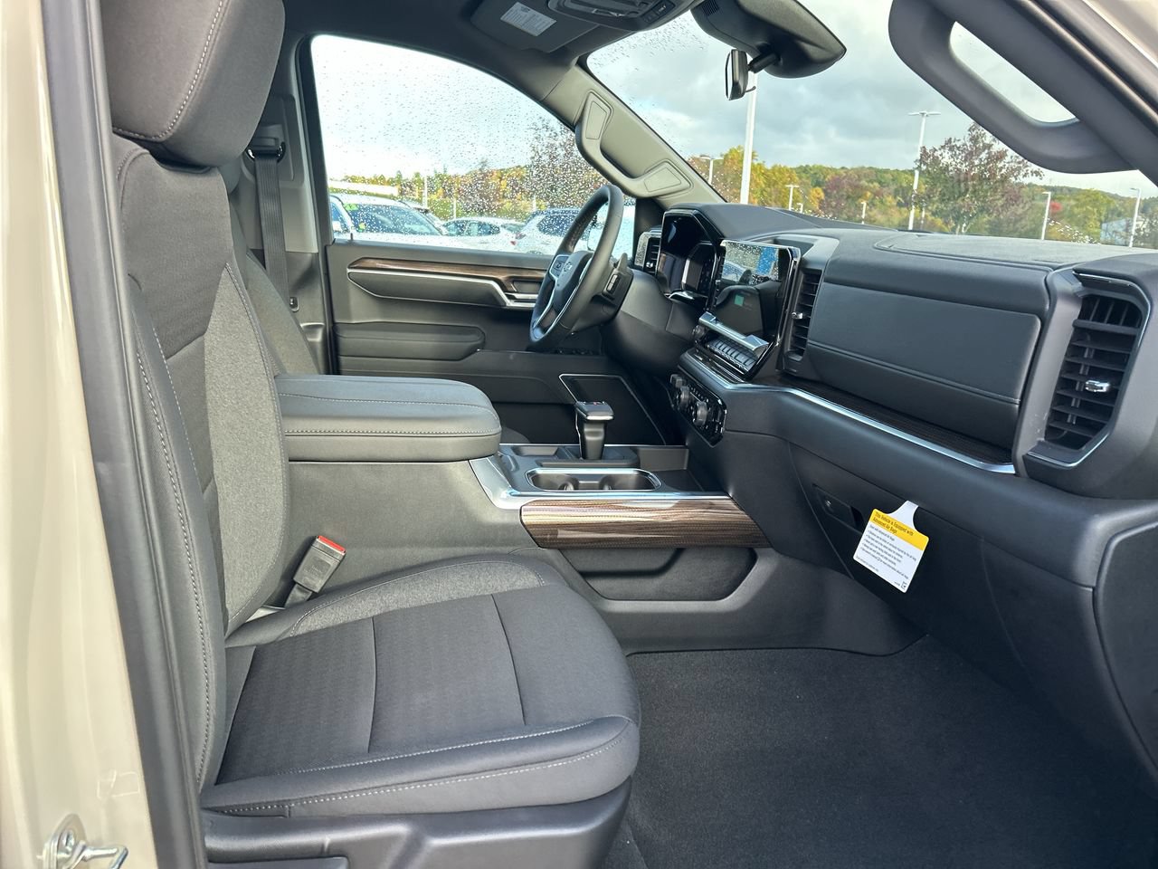 New 2026 Chevrolet Silverado 1500 RST w/ LPO, Dark Essentials Package AWD/4WD image 15