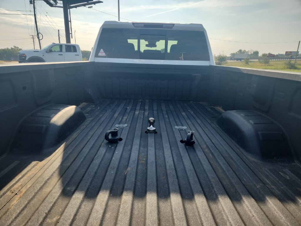 Used 2025 GMC Sierra 3500 SLE w/ SLE Value Package AWD/4WD image 26
