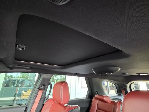Used 2021 Dodge Durango SRT Hellcat w/ Technology Group AWD/4WD image 9