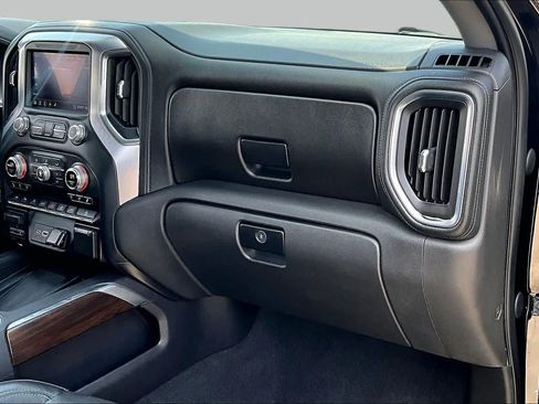 Used 2020 GMC Sierra 1500 SLT AWD/4WD image 19