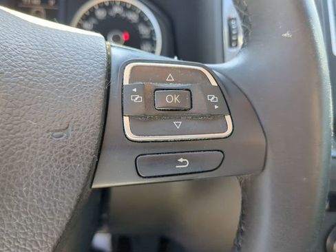 Used 2016 Volkswagen Tiguan SE FWD image 27