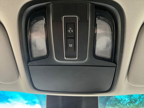 Used 2019 Kia Sorento EX FWD image 25