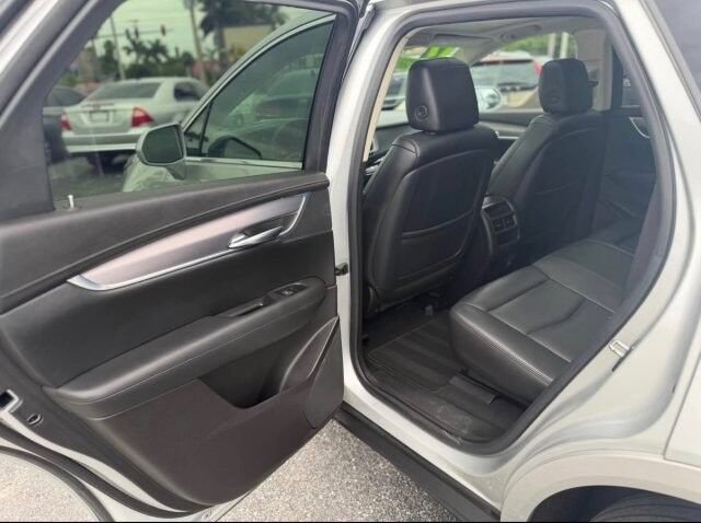 Used 2017 Cadillac XT5 Luxury FWD image 15