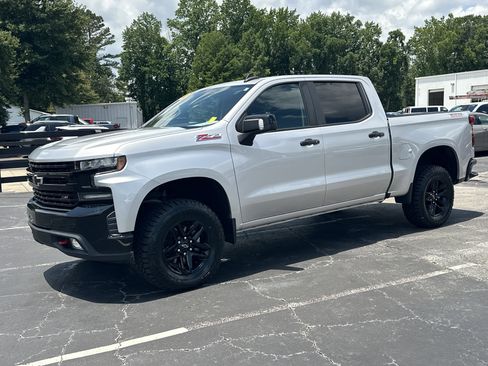 Used 2021 Chevrolet Silverado 1500 LT Trail Boss w/ Convenience Package II AWD/4WD image 4