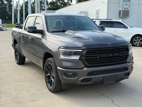 Used 2024 RAM 1500 Laramie AWD/4WD image 4