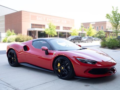 Used 2024 Ferrari 296 GTS RWD image 3