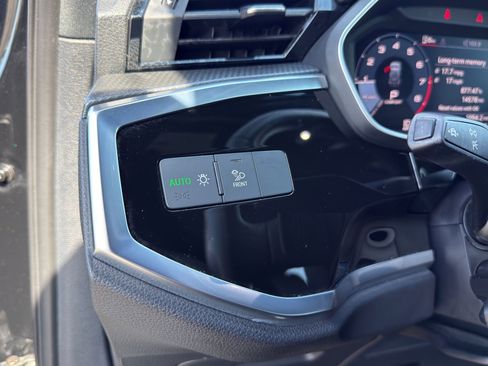 Certified 2023 Audi Q3 2.0T Premium w/ Black Optic Sport Package image 15