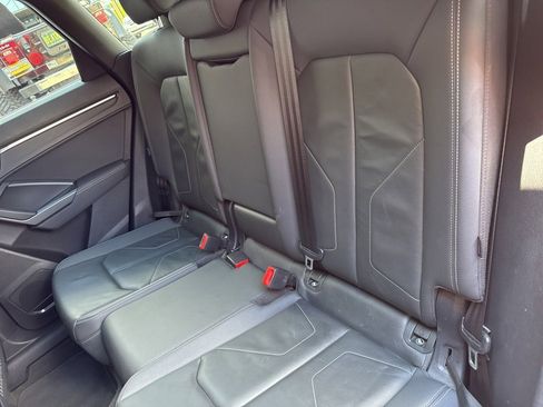 Used 2020 Audi Q3 2.0T Prestige w/ Prestige Package image 9