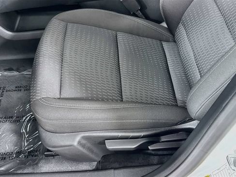 Used 2026 Chevrolet Equinox LT FWD image 19