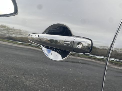 New 2026 Nissan Pathfinder SL image 27