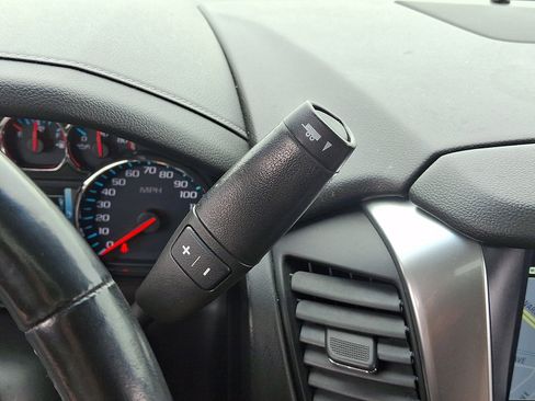 Used 2019 Chevrolet Tahoe Premier AWD/4WD image 22
