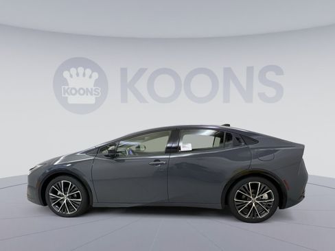 New 2026 Toyota Prius XLE image 2