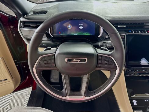 Used 2024 Jeep Grand Cherokee Limited 4xe w/ Luxury Tech Group II image 16