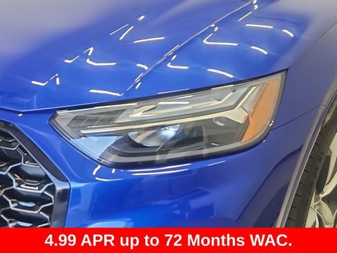 Certified 2025 Audi Q5 2.0T Premium Plus image 5