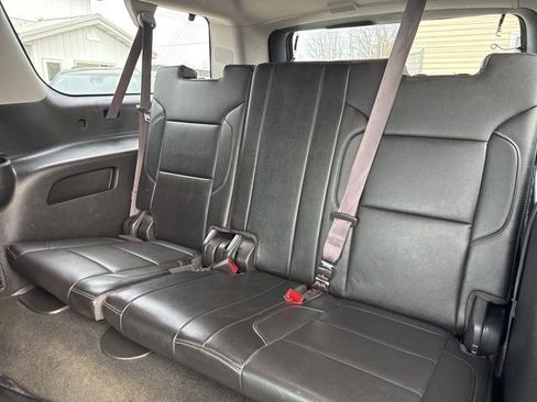 Used 2017 Chevrolet Suburban Premier image 17
