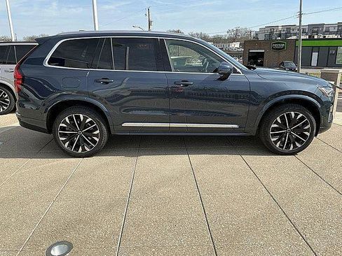 New 2026 Volvo XC90 T8 Plus w/ Protection Package AWD/4WD image 7