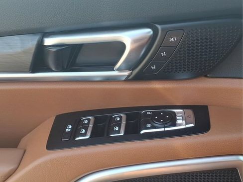 Used 2023 Kia Telluride SX Prestige X-Line AWD/4WD image 17