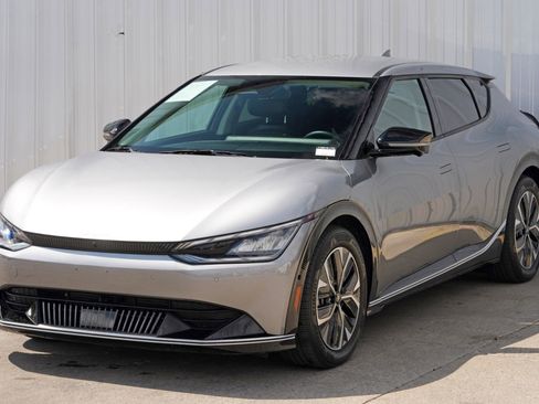 Used 2023 Kia EV6 Wind w/ Wind Technology Package image 44