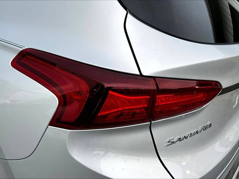 Used 2020 Hyundai Santa Fe Limited FWD image 23