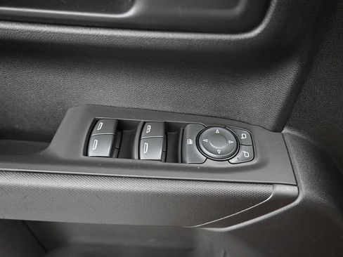 Used 2021 Chevrolet Silverado 1500 Custom Trail Boss AWD/4WD image 20