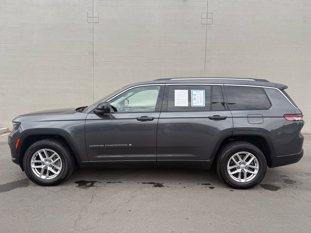 Used 2021 Jeep Grand Cherokee L Laredo w/ Luxury Tech Group I AWD/4WD image 2