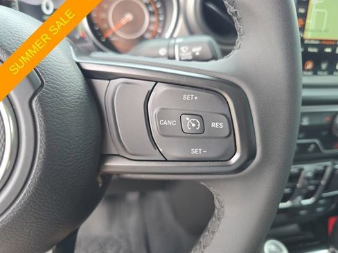 Used 2023 Jeep Gladiator Sport AWD/4WD image 23