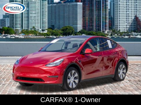 Used 2022 Tesla Model Y Long Range AWD/4WD image 1