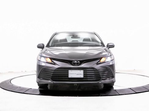 Used 2023 Toyota Camry LE image 10