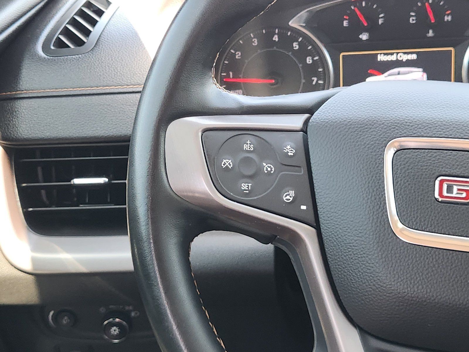 Used 2023 GMC Terrain AT4 AWD/4WD image 27