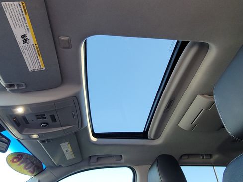 Used 2016 Chevrolet Tahoe LTZ image 16