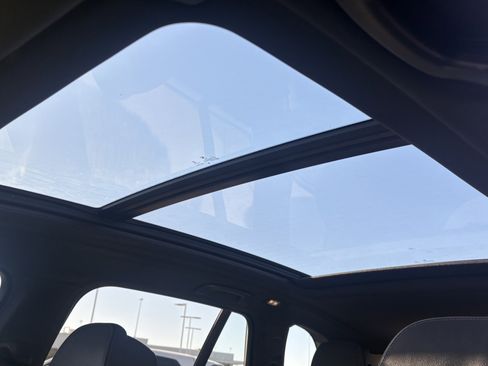 Used 2019 BMW X5 xDrive40i w/ M Sport Package image 29