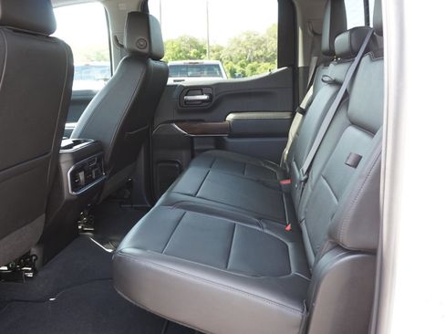 Used 2019 GMC Sierra 1500 SLT image 14