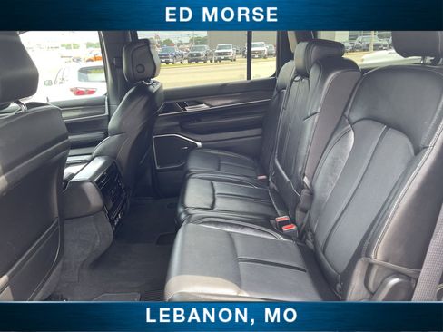 Used 2024 Jeep Wagoneer L Series II w/ Flexible Seating Group AWD/4WD image 23