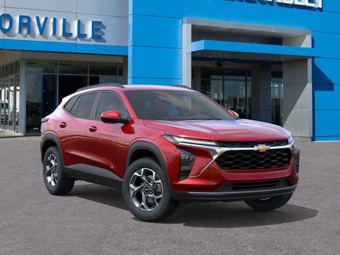 New 2026 Chevrolet Trax LT w/ Driver Confidence Package FWD image 7