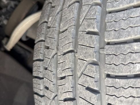 Used 2022 Chevrolet Tahoe RST w/ Luxury Package AWD/4WD image 3