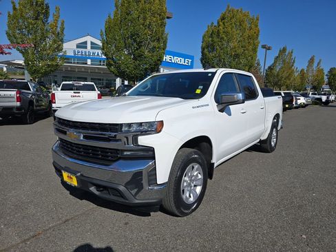 Certified 2019 Chevrolet Silverado 1500 LT image 2