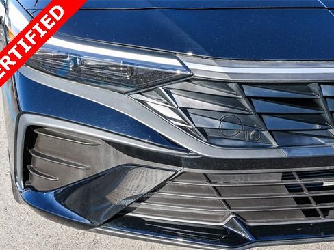 Certified 2025 Hyundai Elantra SEL image 10