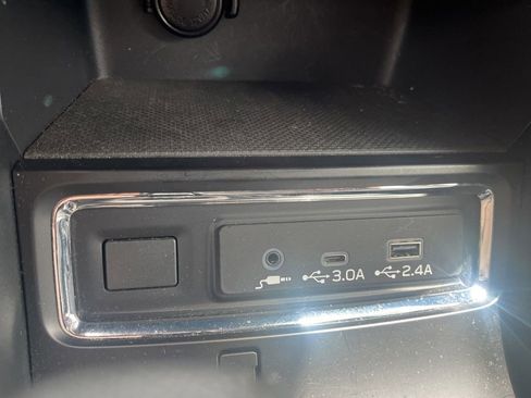 Used 2024 Subaru Ascent Onyx Edition AWD/4WD image 17
