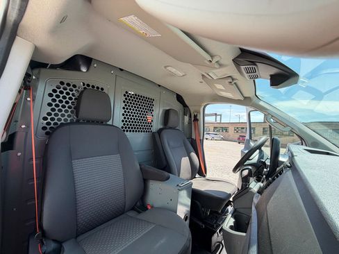 Used 2020 Ford Transit 150 Low Roof RWD image 28