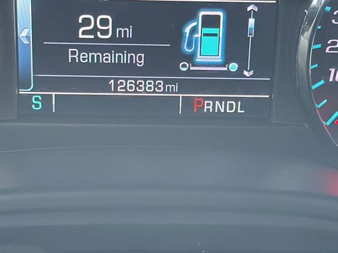 Used 2018 Chevrolet Tahoe LT AWD/4WD image 16