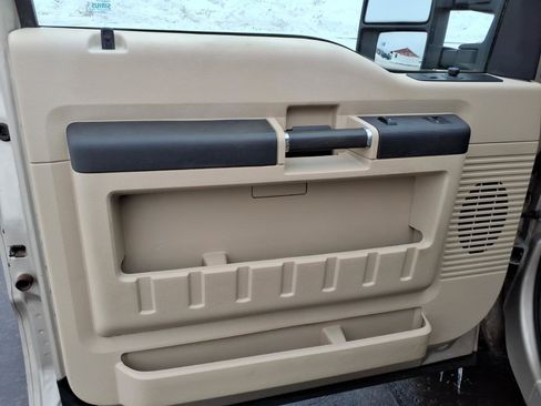 Used 2010 Ford F350 XLT image 11