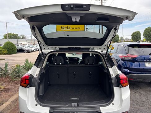 Used 2025 Buick Encore GX Preferred FWD image 30