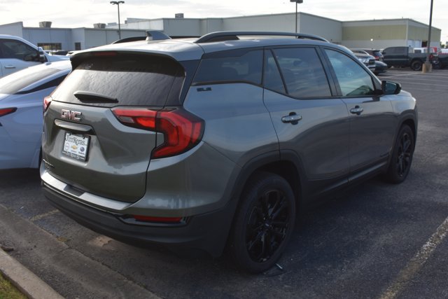 Used 2020 GMC Terrain SLE w/ Driver Convenience Package FWD image 5