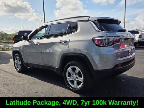 Used 2024 Jeep Compass Latitude AWD/4WD image 5