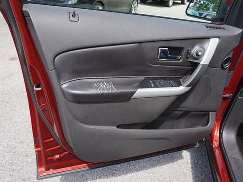 Used 2014 Ford Edge SEL w/ Equipment Group 205A FWD image 26